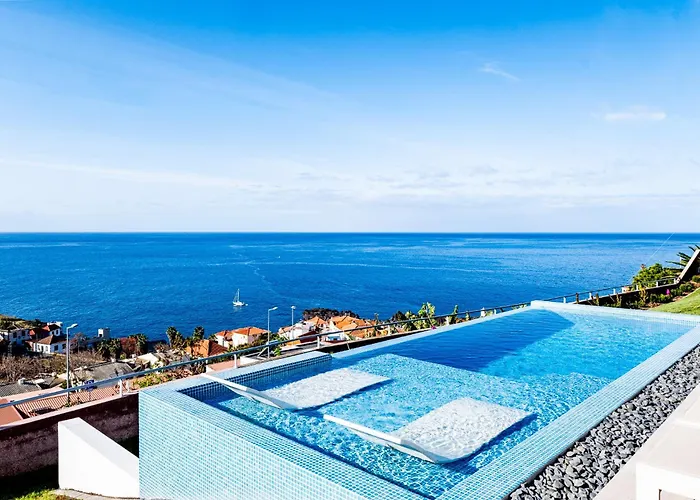 Villa Infinityviews Madeira Câmara de Lobos